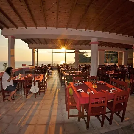 فندق Palace Resort آغيوس غوذيوس